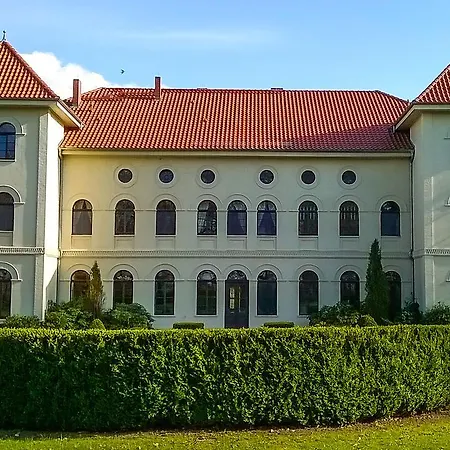 Schlosshotel Marihn Hotel 3*