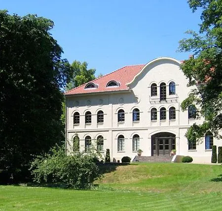 Schlosshotel Marihn